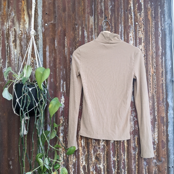 oak and fort asymmetrical cutout mockeneck - Picture 2 of 2